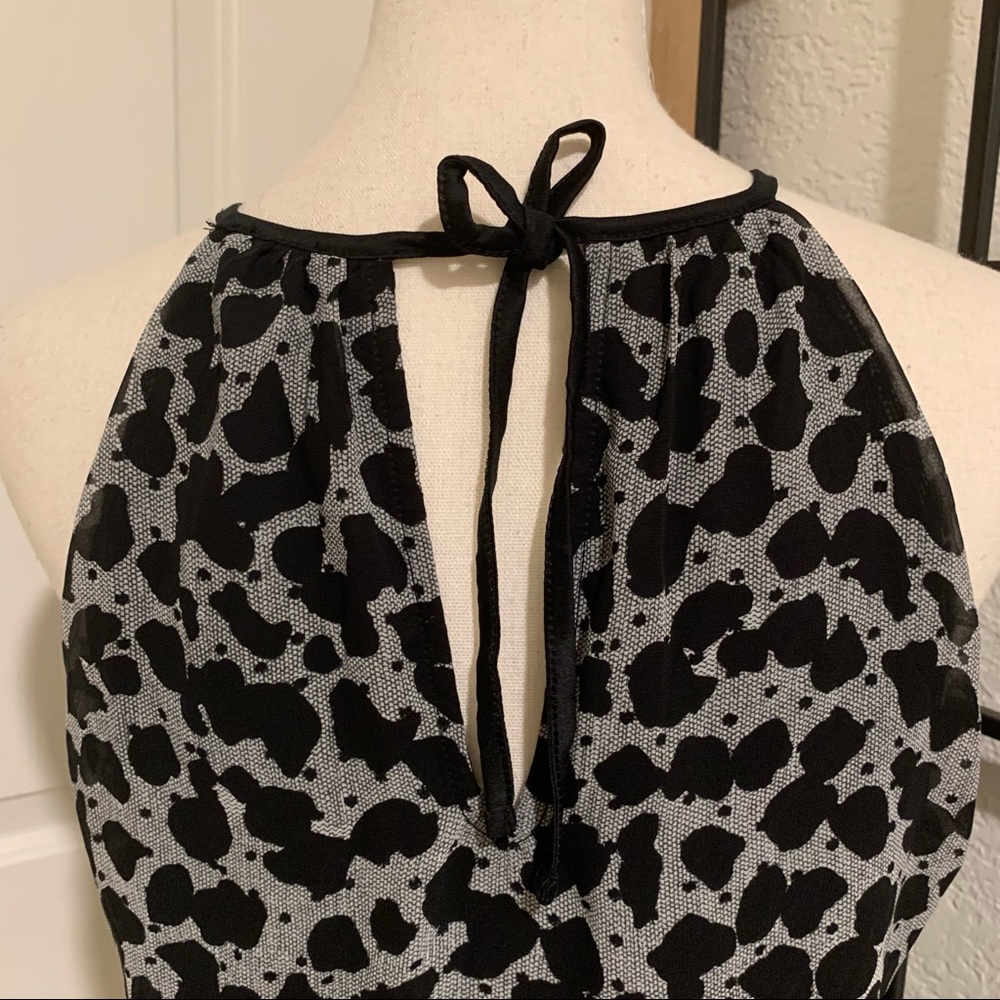 Express sleeveless patterned top size small - Picture 6 of 8